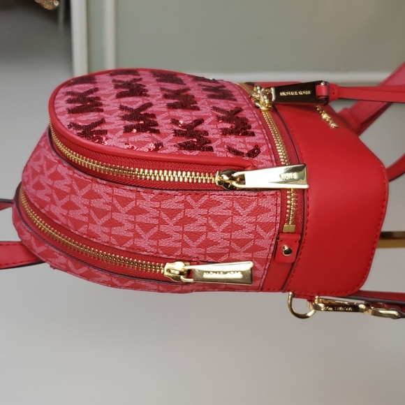 🎉2xHP🎉Michael Kors ♥️NWT♥️ Rhea Zip XS Backpack in Fire Engine Red!♥️♥️♥️ - Picture 6 of 16